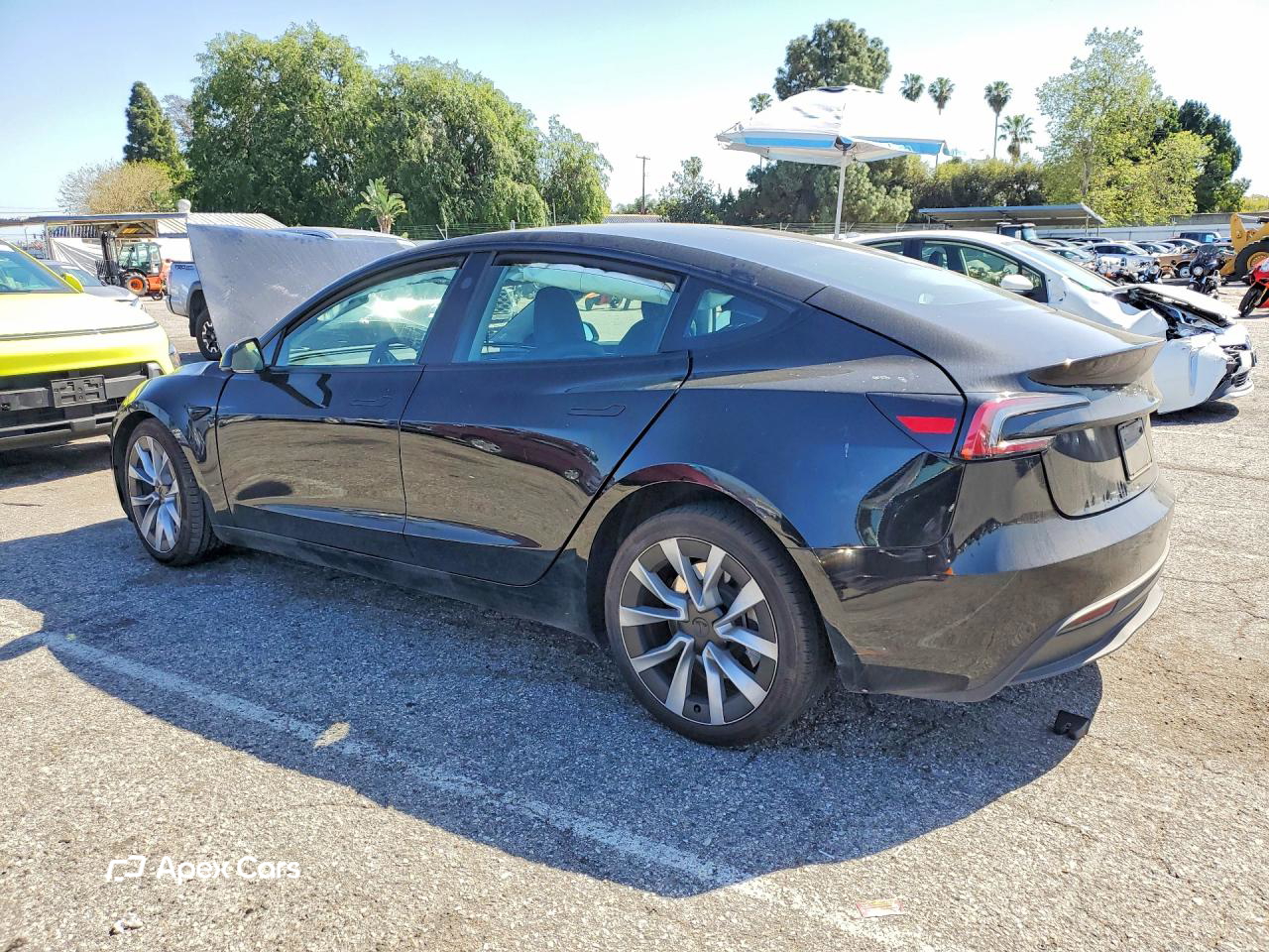 Tesla Model 3 2024