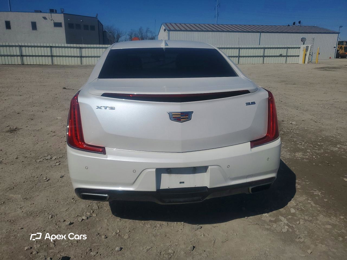 Cadillac XTS 2019