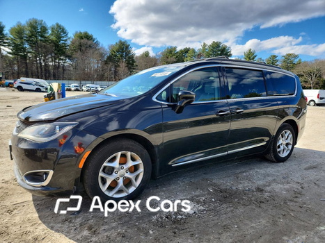 Chrysler Pacifica 2017 - Image 1 of 13