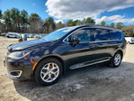 Chrysler Pacifica 2017