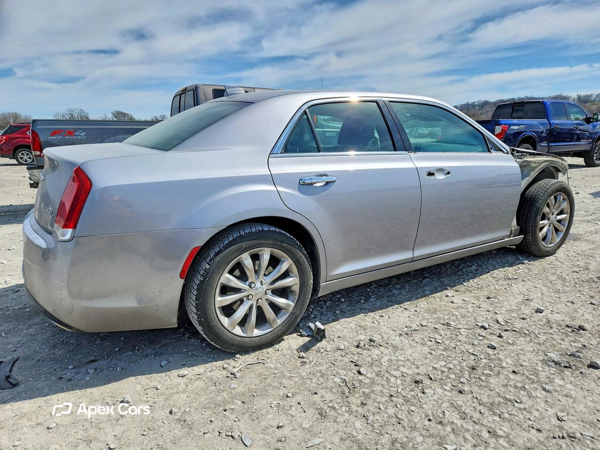 Chrysler 300 2016