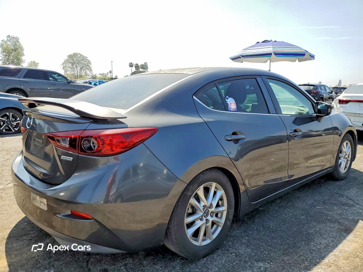 Mazda 3 2015