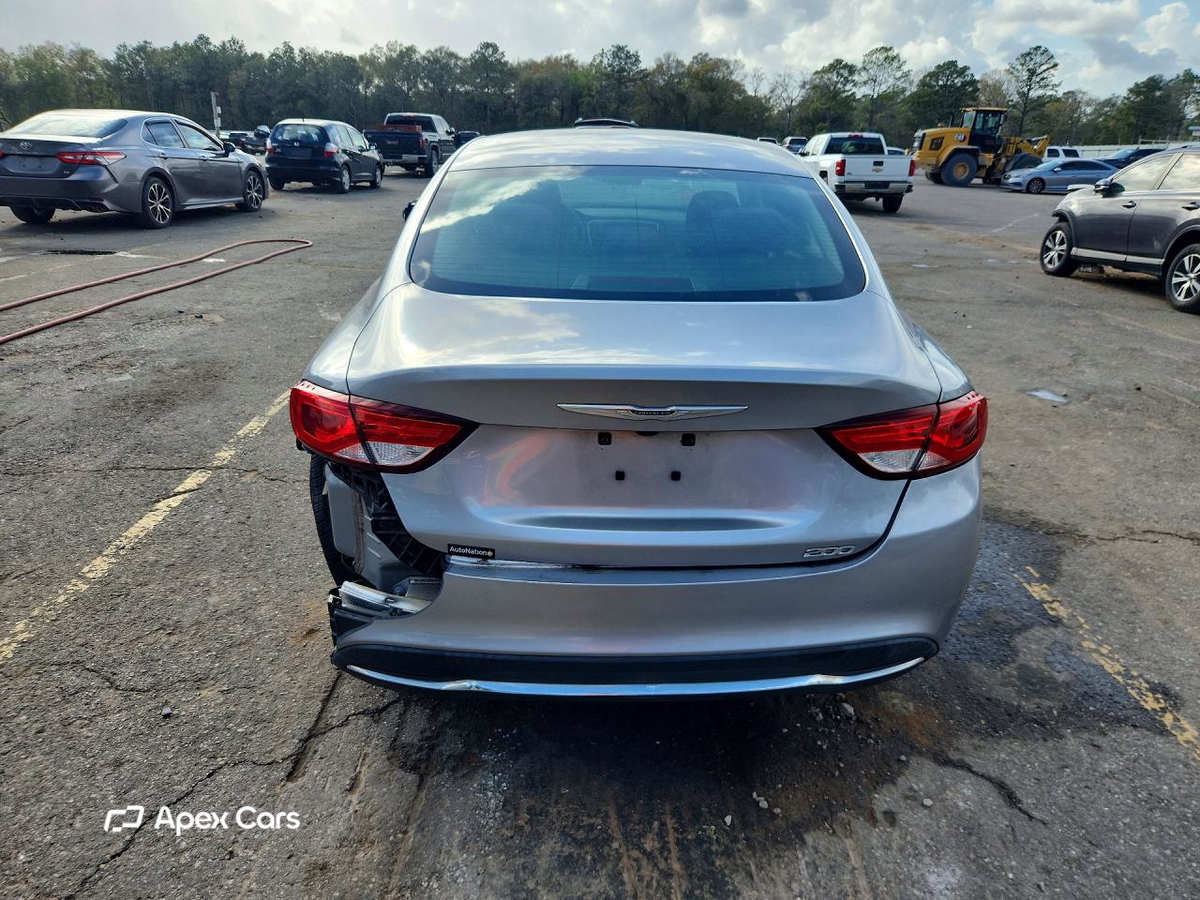 Chrysler 200 2015