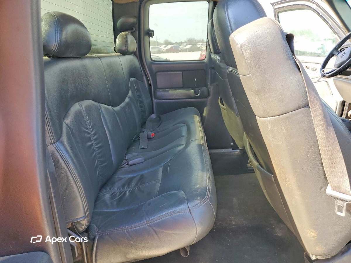 Chevrolet Silverado 2001