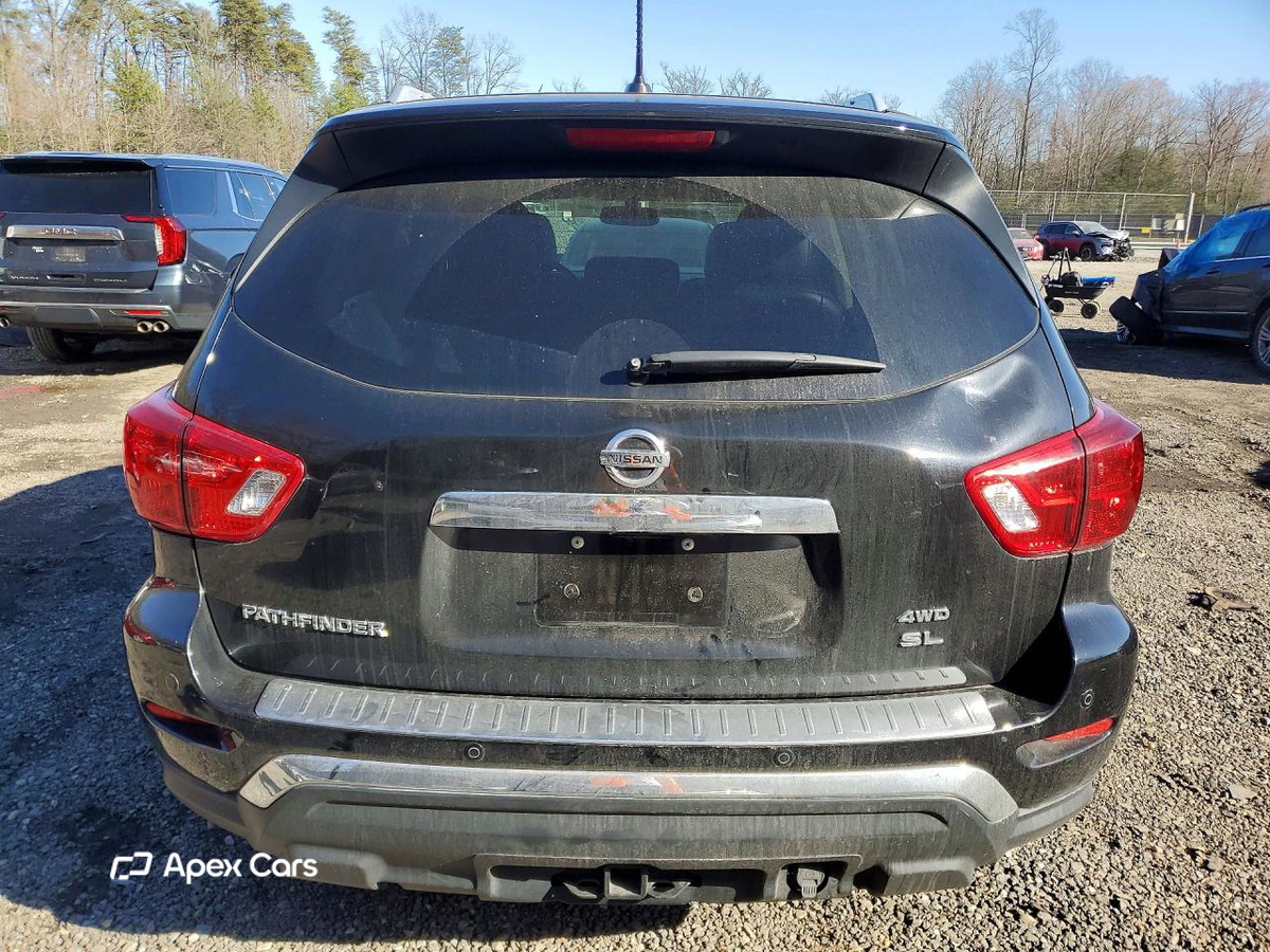 Nissan Pathfinder 2017