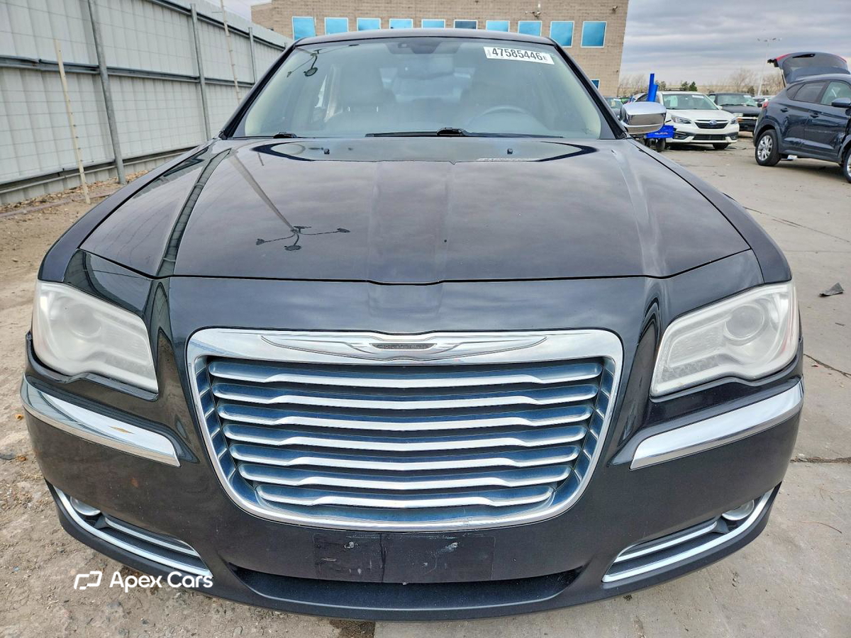 Chrysler 300 2011