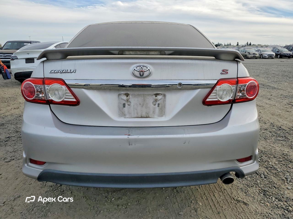 Toyota Corolla 2012