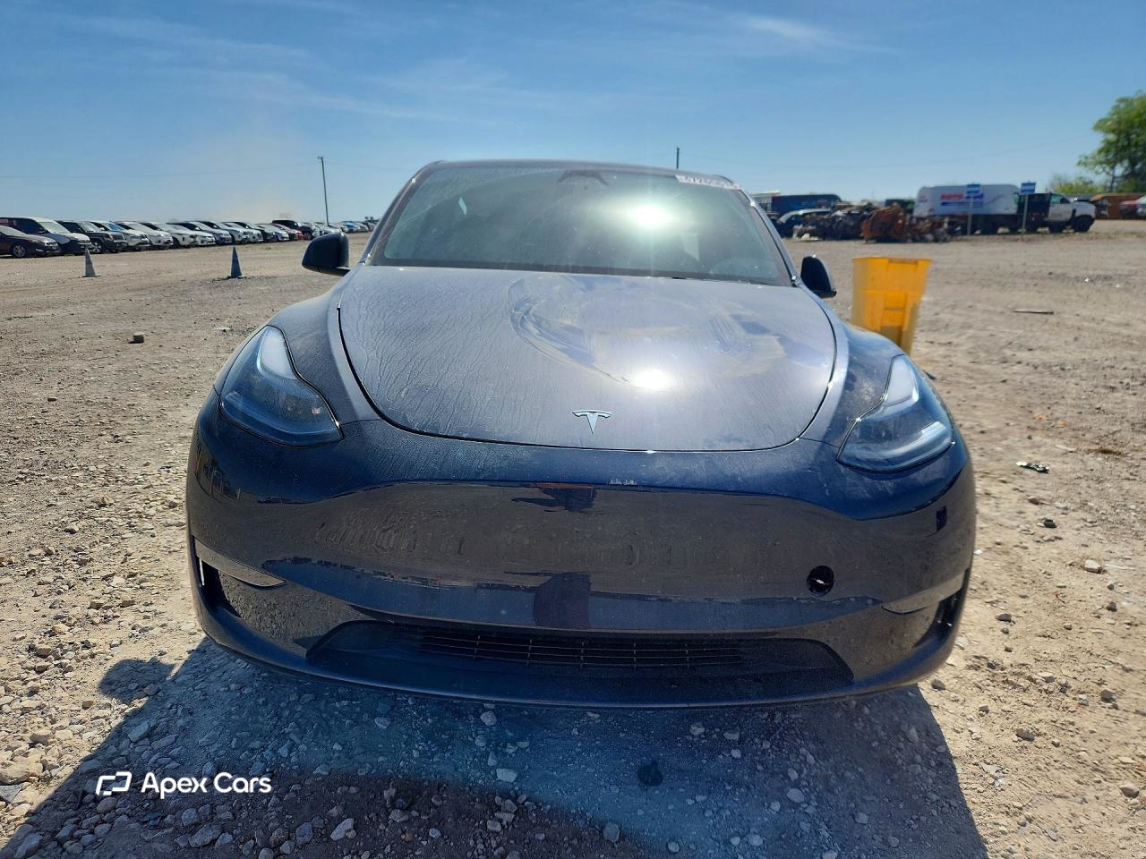 Tesla Model Y 2024