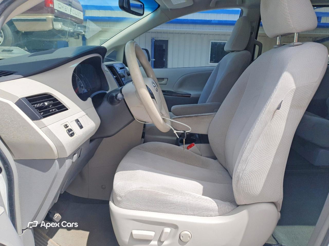 Toyota Sienna 2014