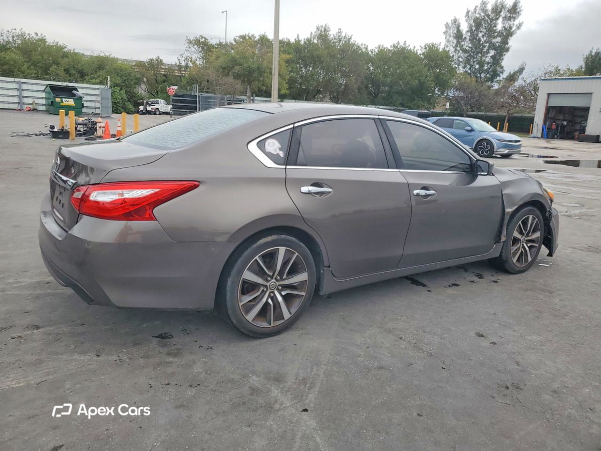 Nissan Altima 2016