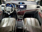 Toyota Sienna 2013