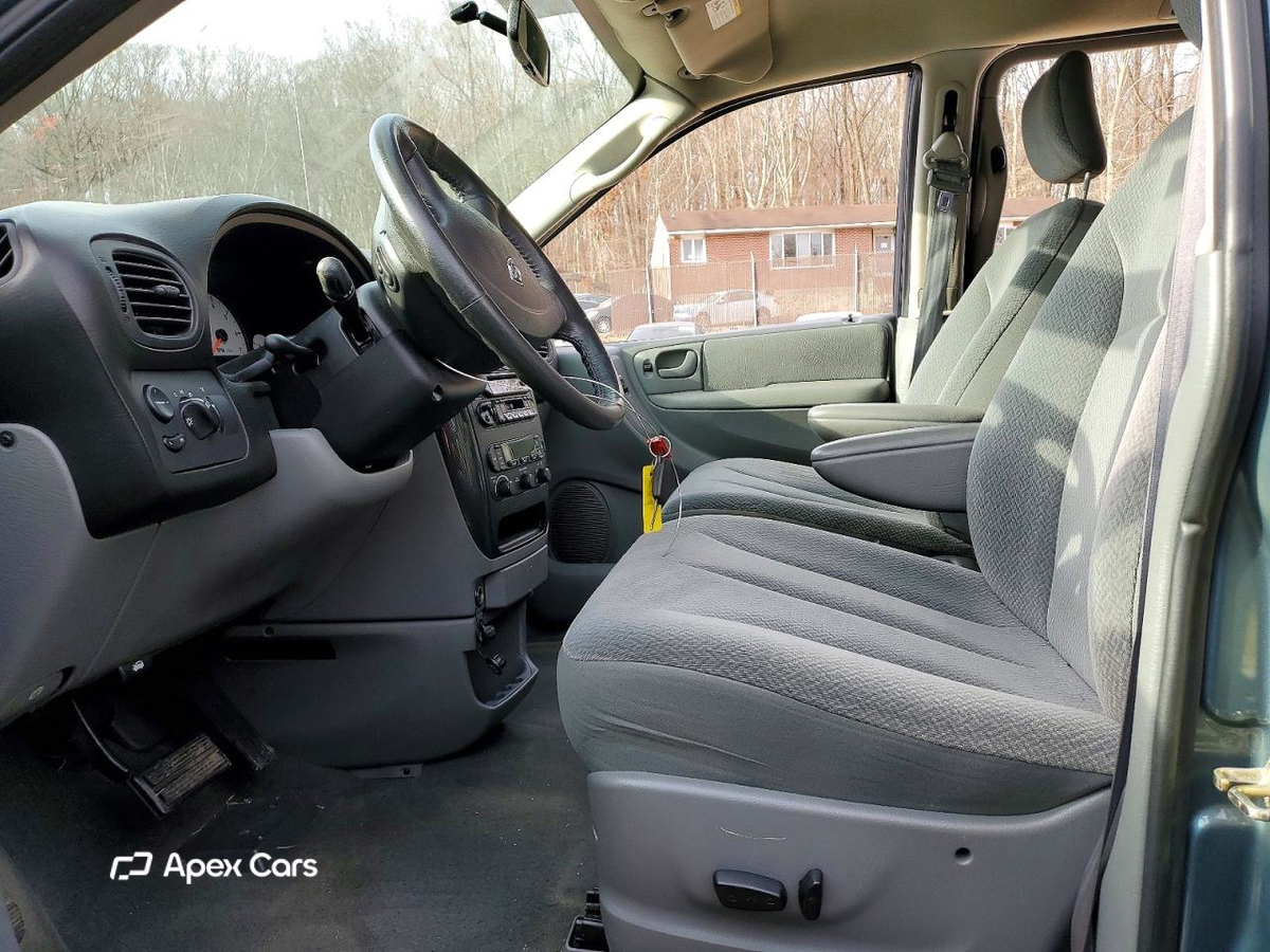 Dodge Caravan 2005