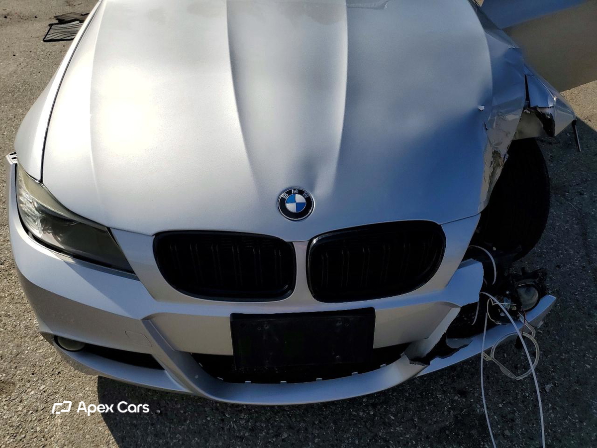 BMW Series 3 2011
