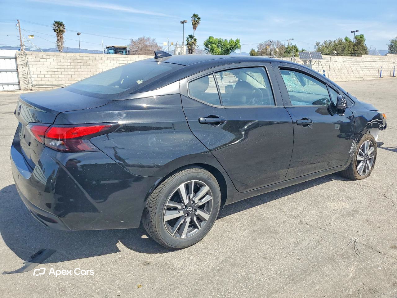 Nissan Versa 2025