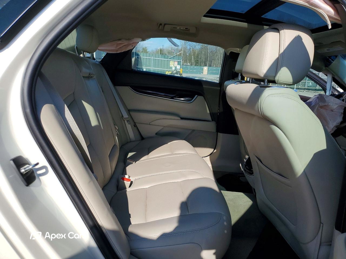 Cadillac XTS 2013