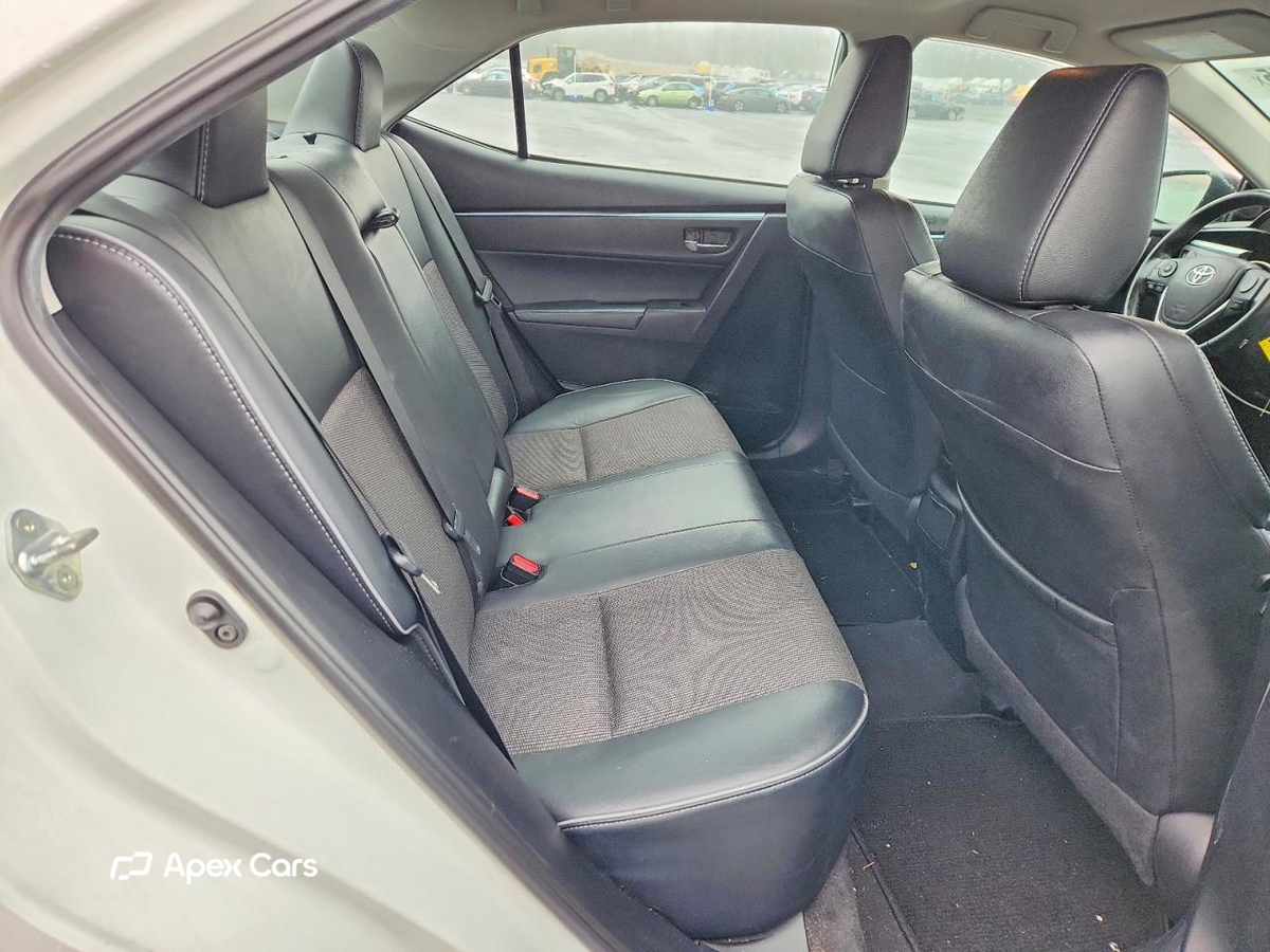 Toyota Corolla 2015