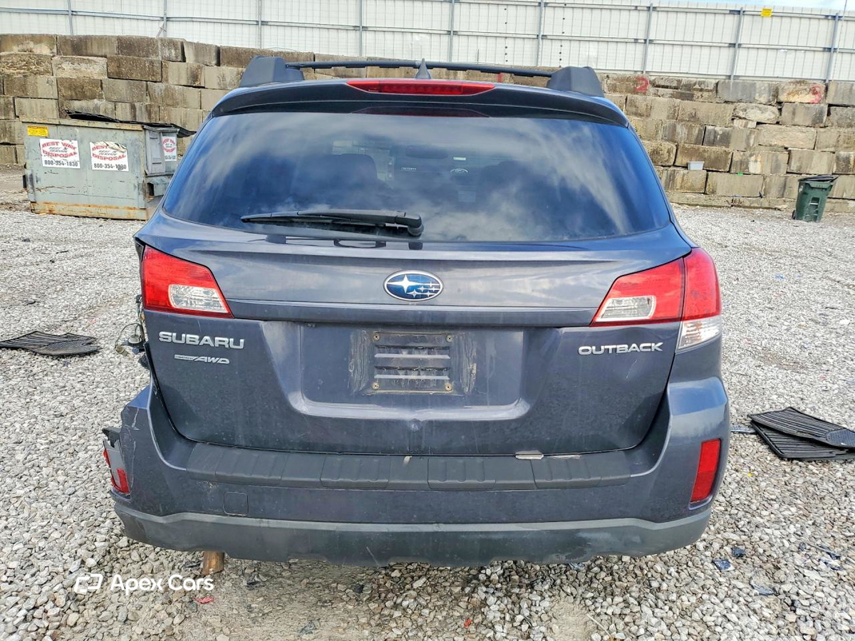 Subaru Outback 2011