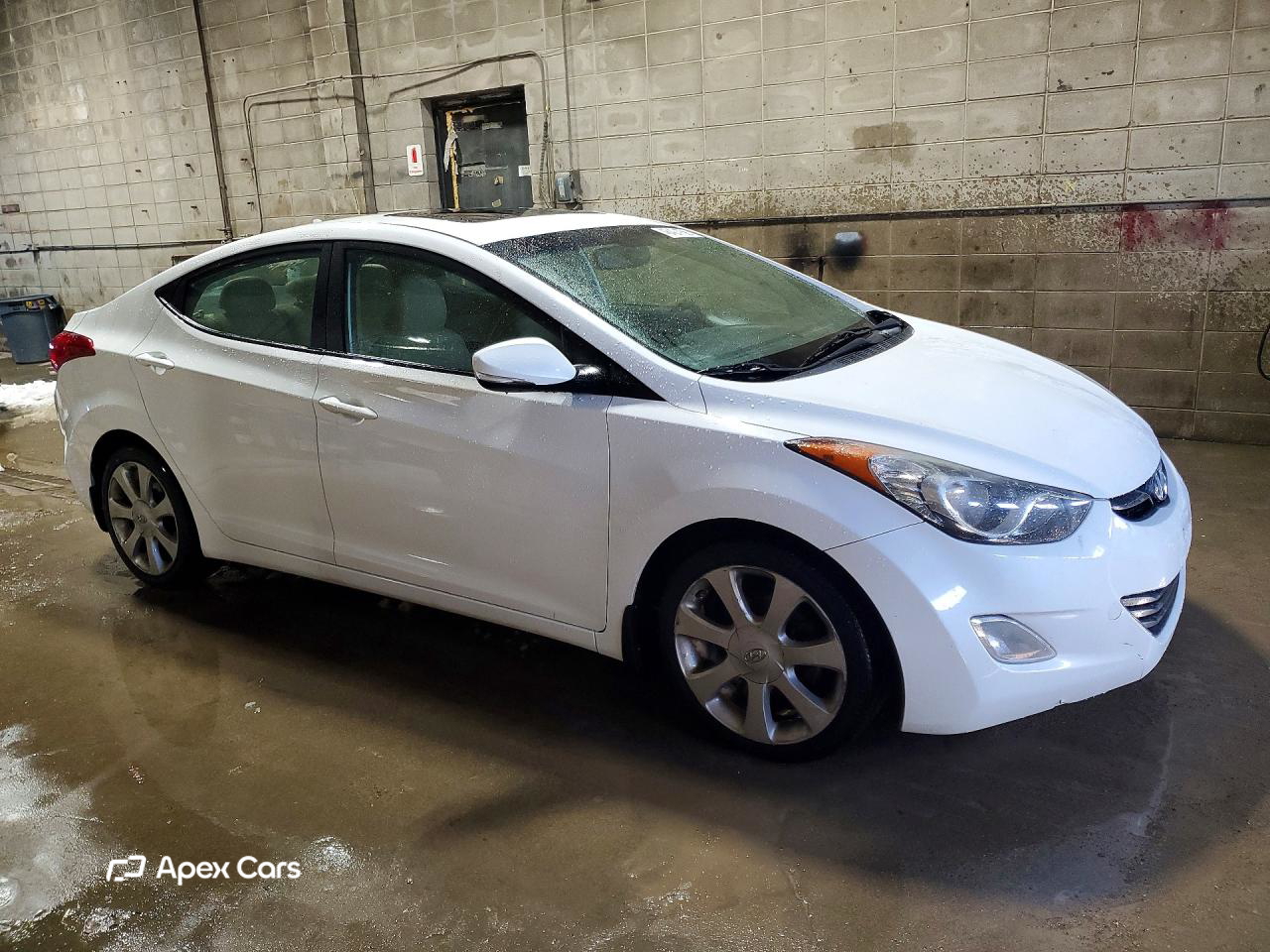 Hyundai Elantra 2013