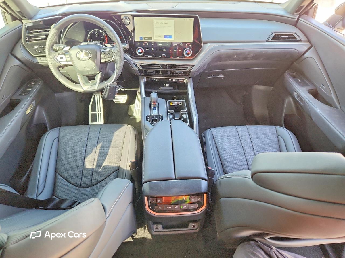 Lexus TX 2025