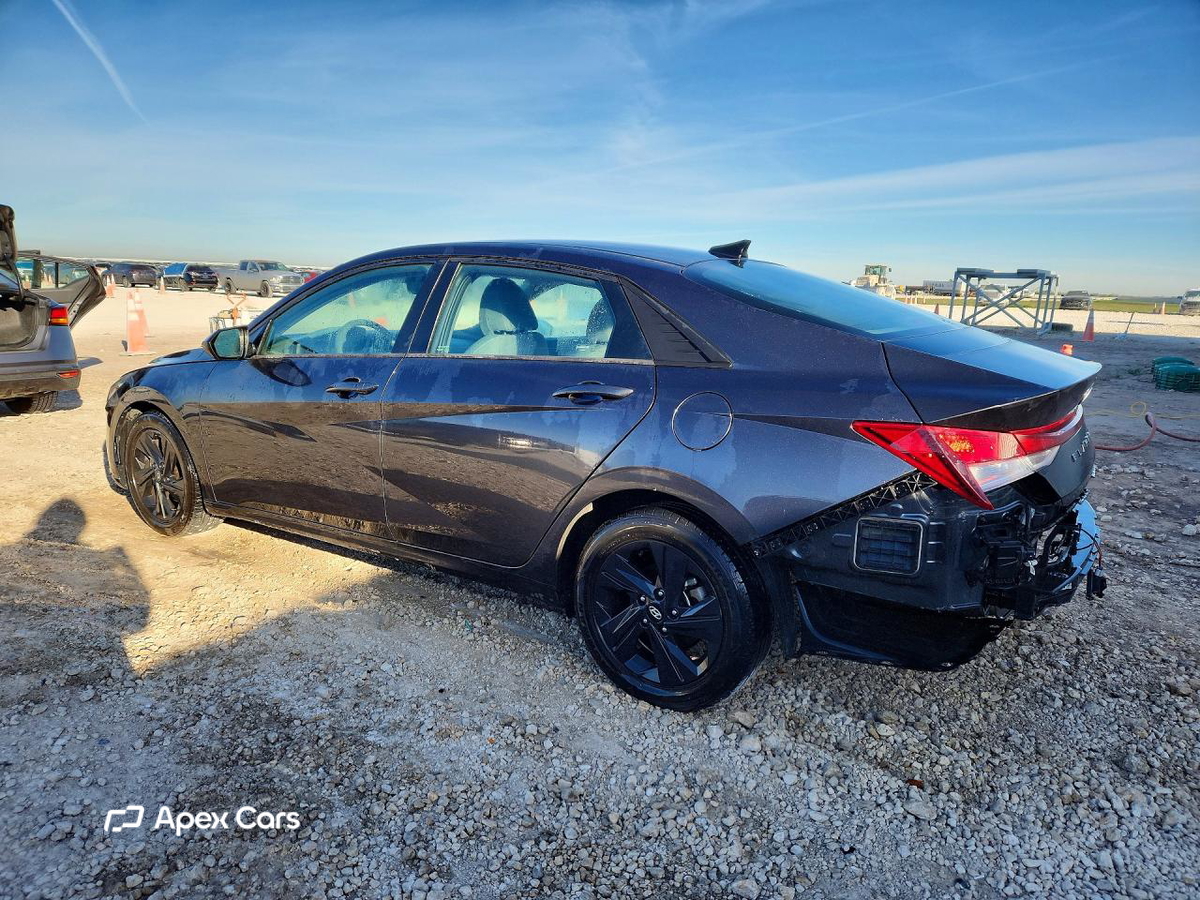 Hyundai Elantra 2023