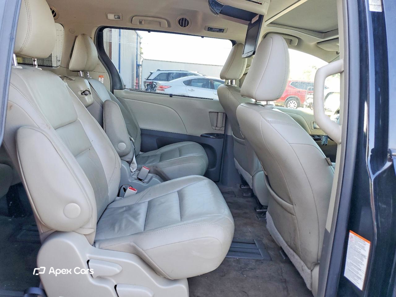 Toyota Sienna 2016