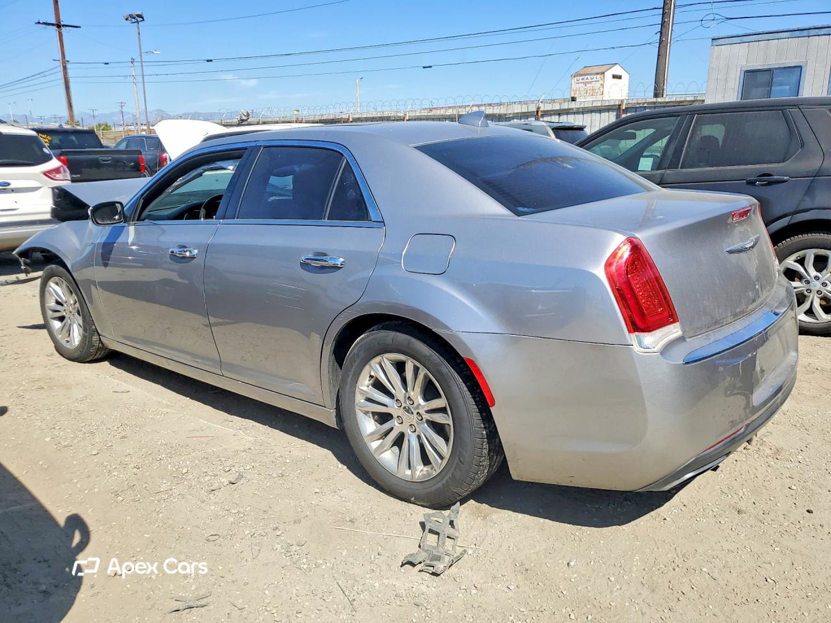 Chrysler 300 2017