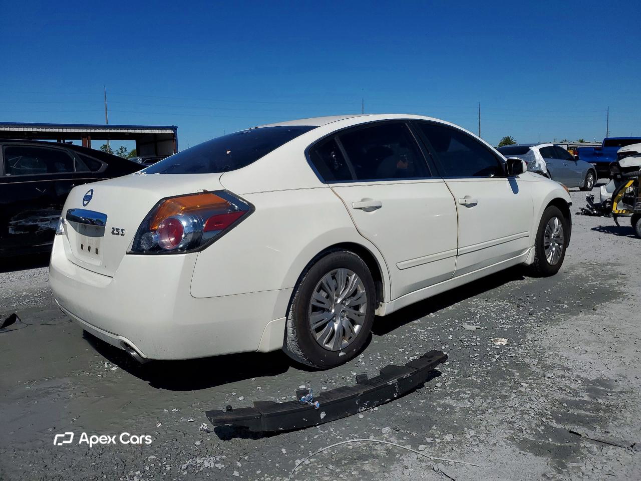 Nissan Altima 2012