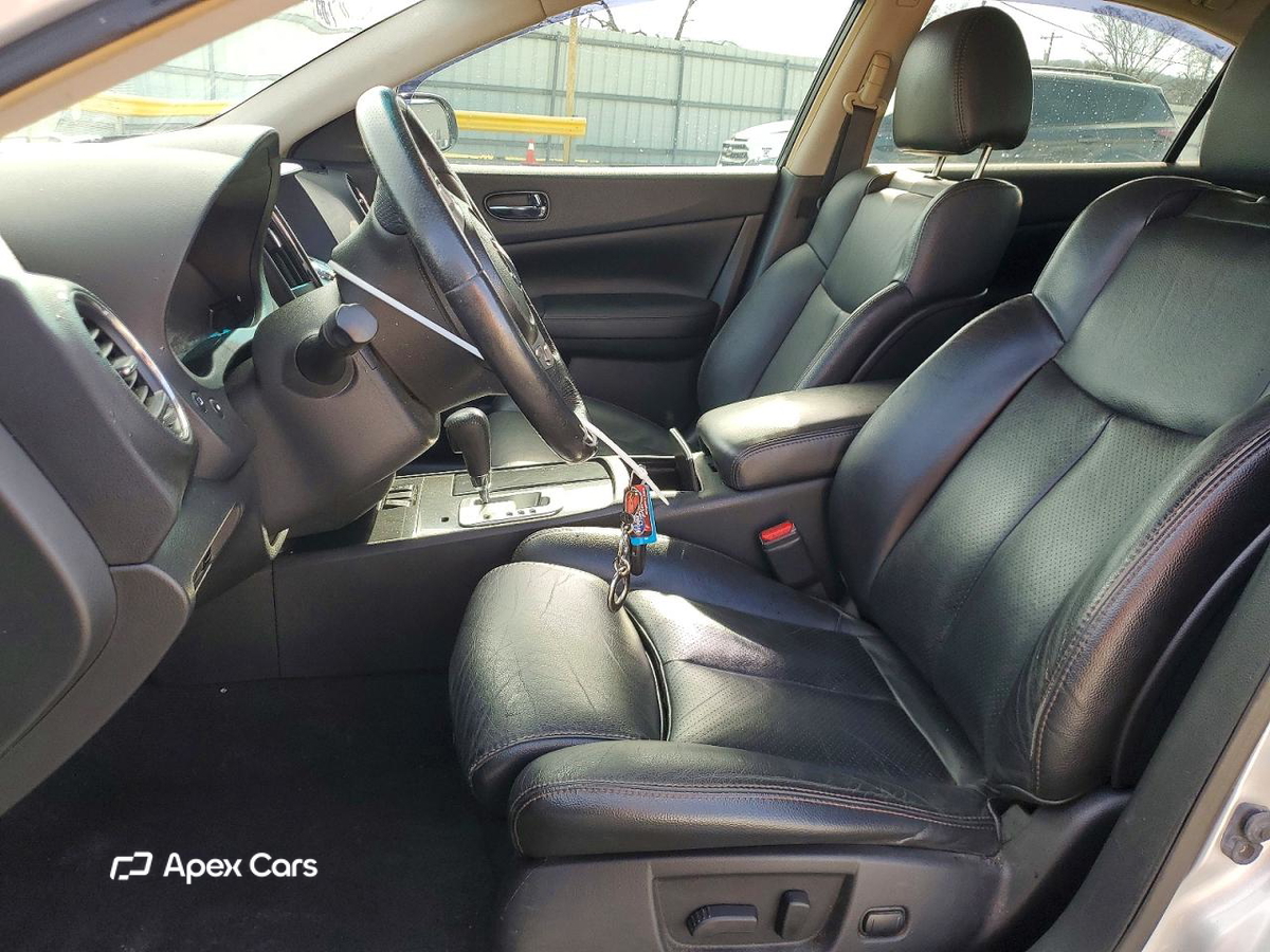 Nissan Maxima 2013