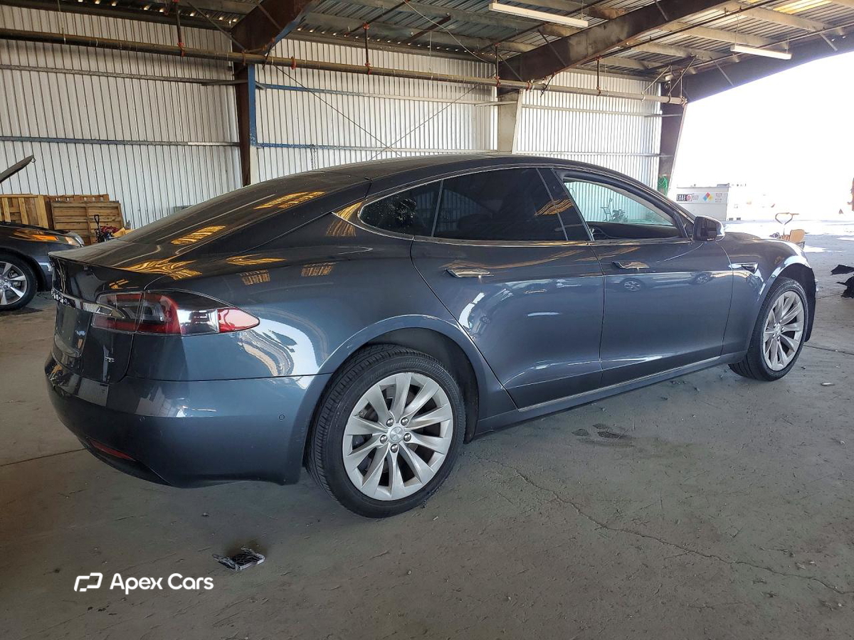 Tesla Model S 2017