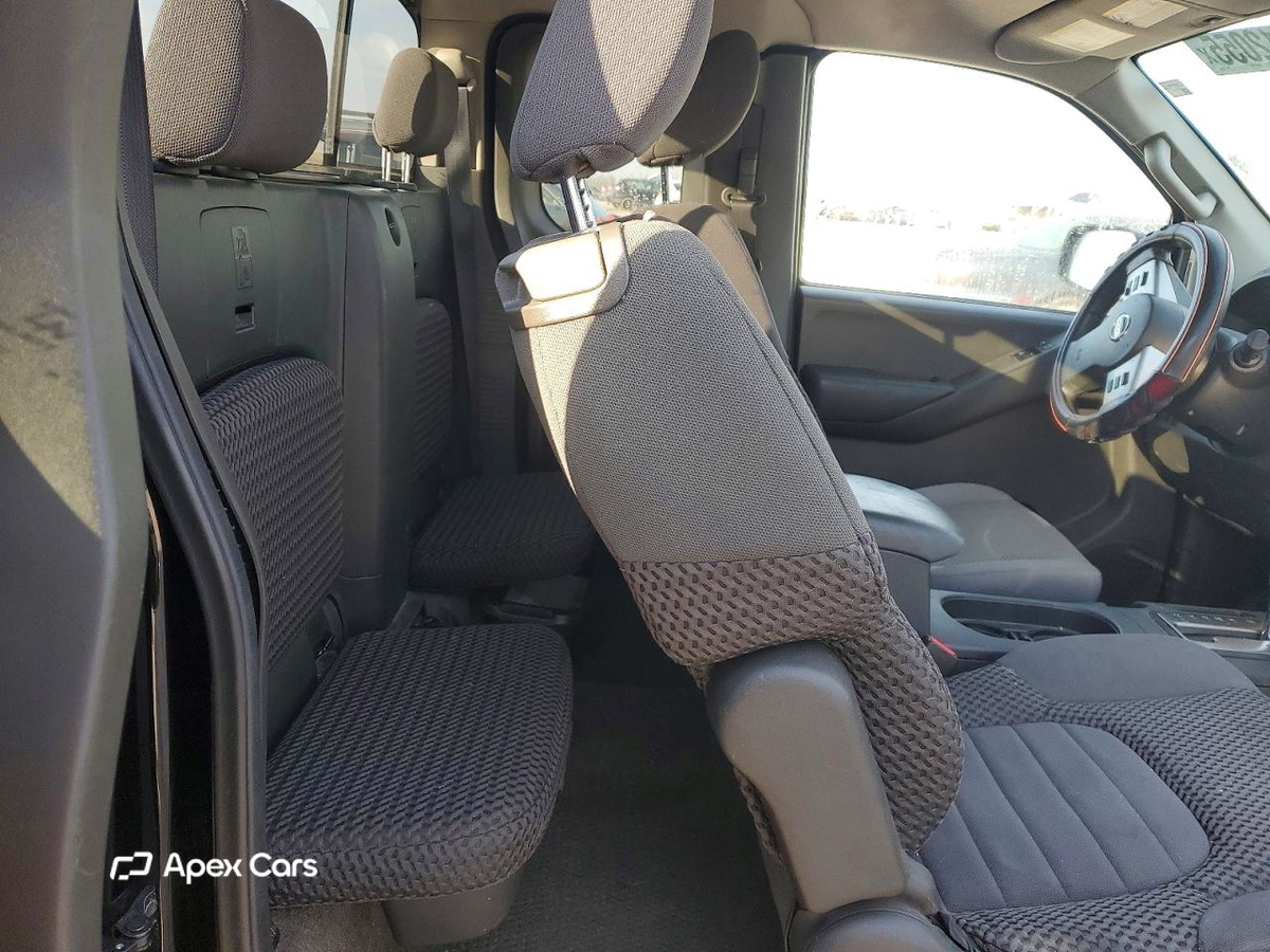 Nissan Navara (Frontier) 2013
