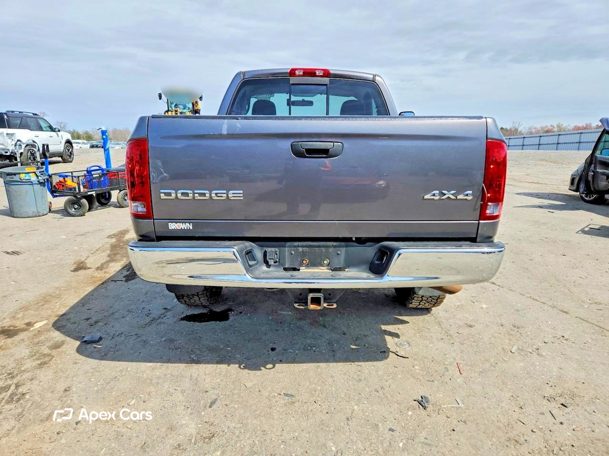 Dodge RAM 2003