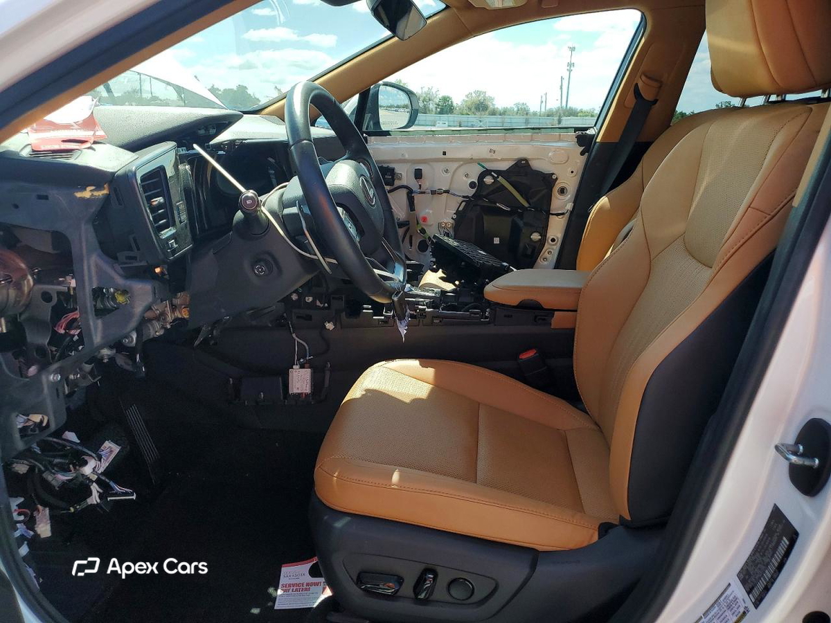 Lexus NX 2022
