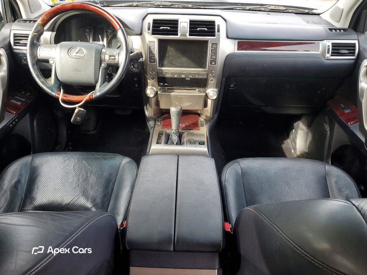 Lexus GX 2011