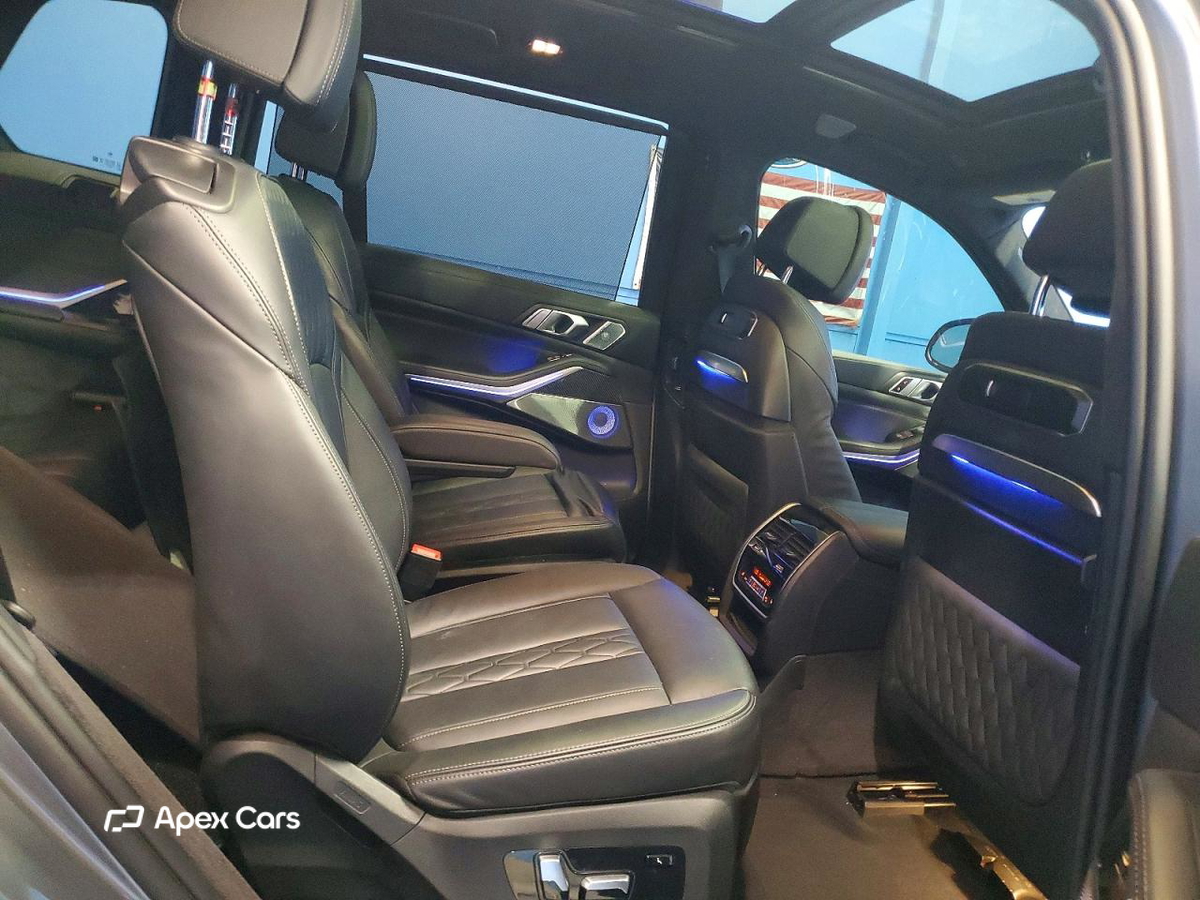 BMW X7 2024