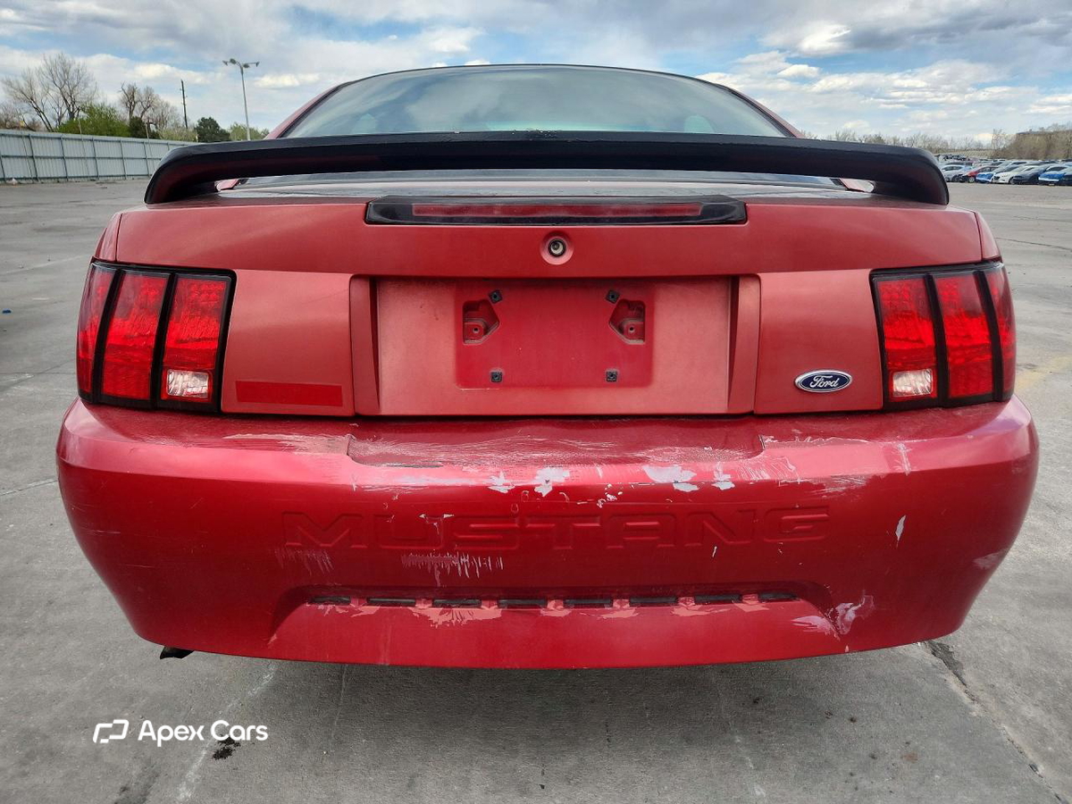 Ford Mustang 1999