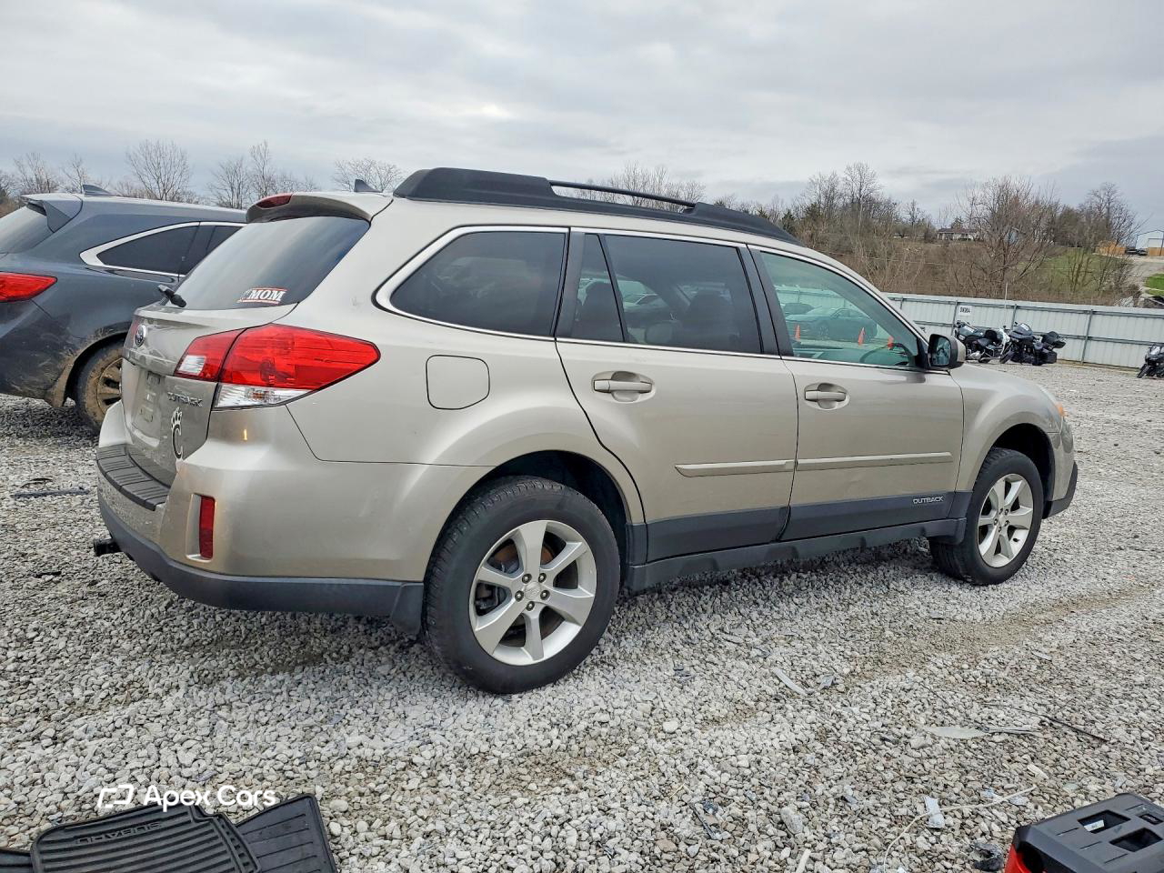 Subaru Outback 2014