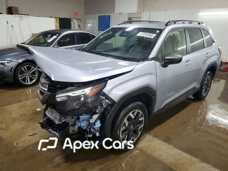 Subaru Forester 2025 - Image 1 of 13