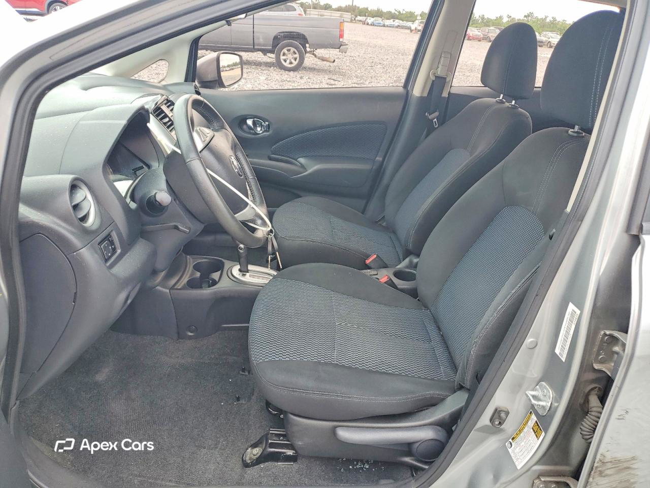 Nissan Versa 2015