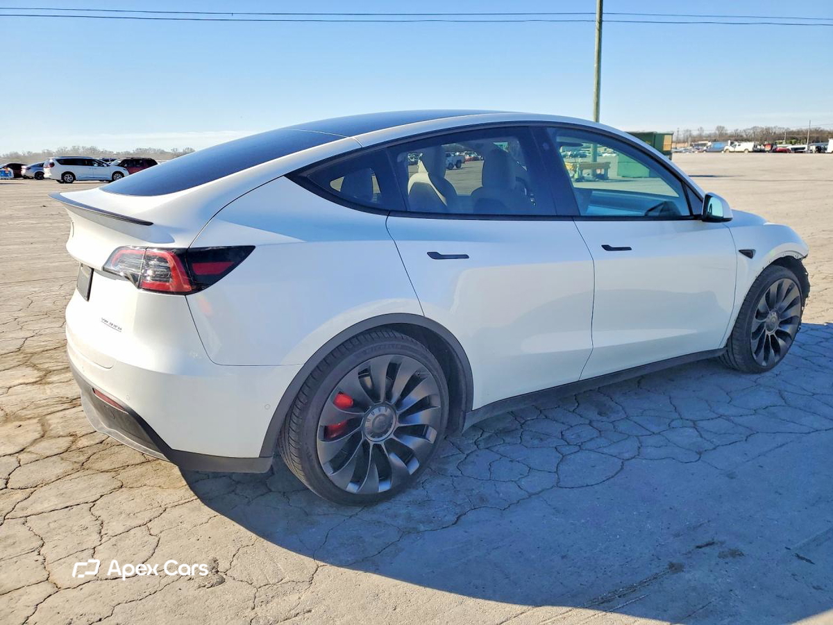 Tesla Model Y 2022