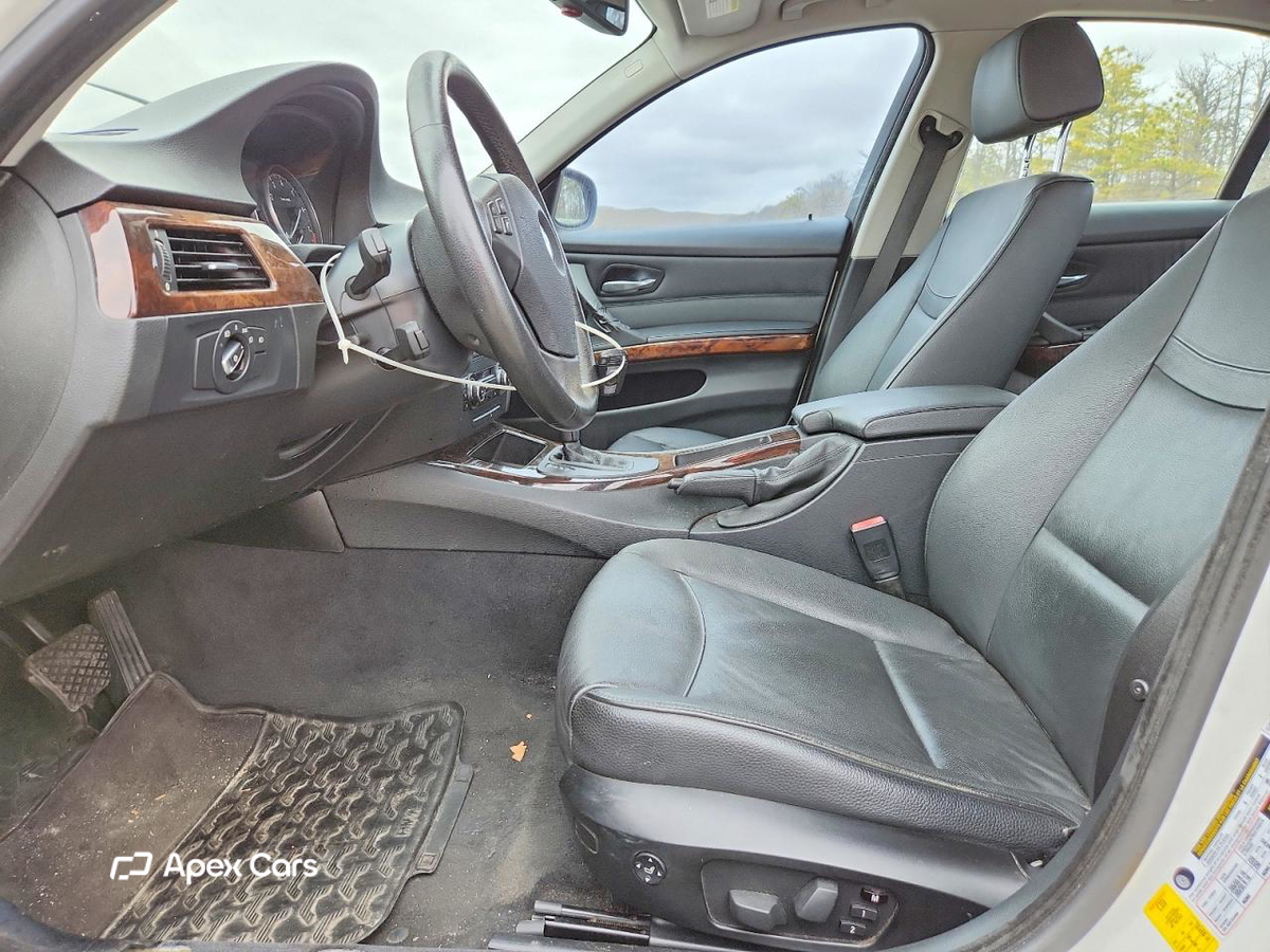 BMW Series 3 2010