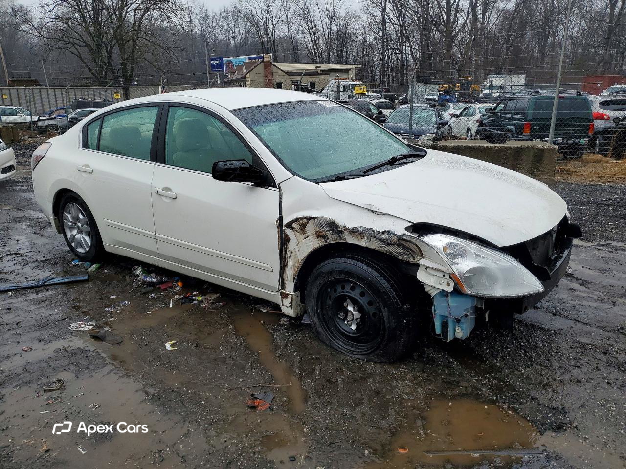 Nissan Altima 2010