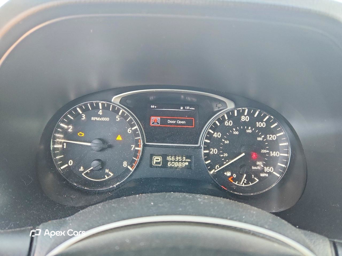 Nissan Pathfinder 2015