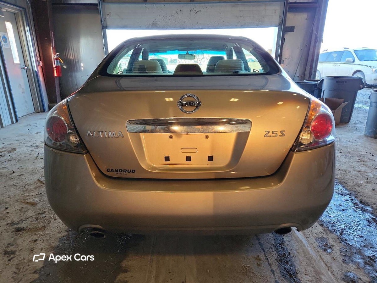 Nissan Altima 2012