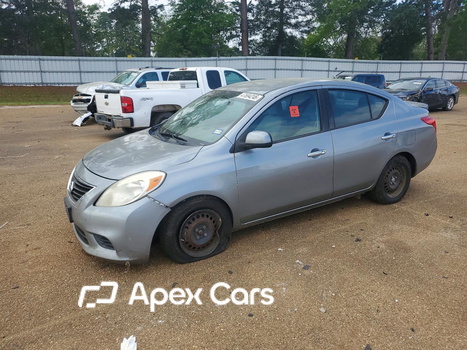 Nissan Versa 2014 - Image 1 of 5