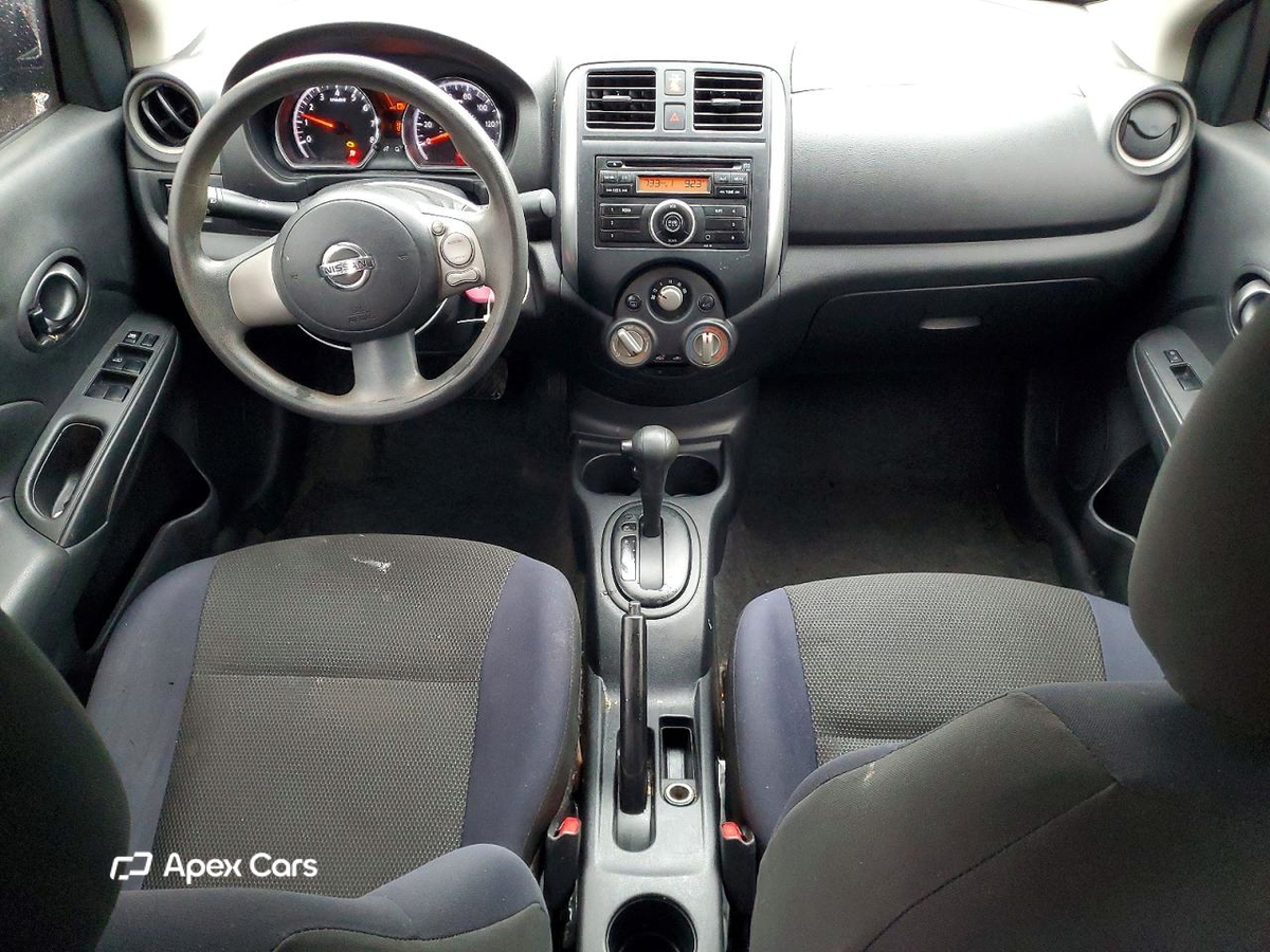 Nissan Versa 2012