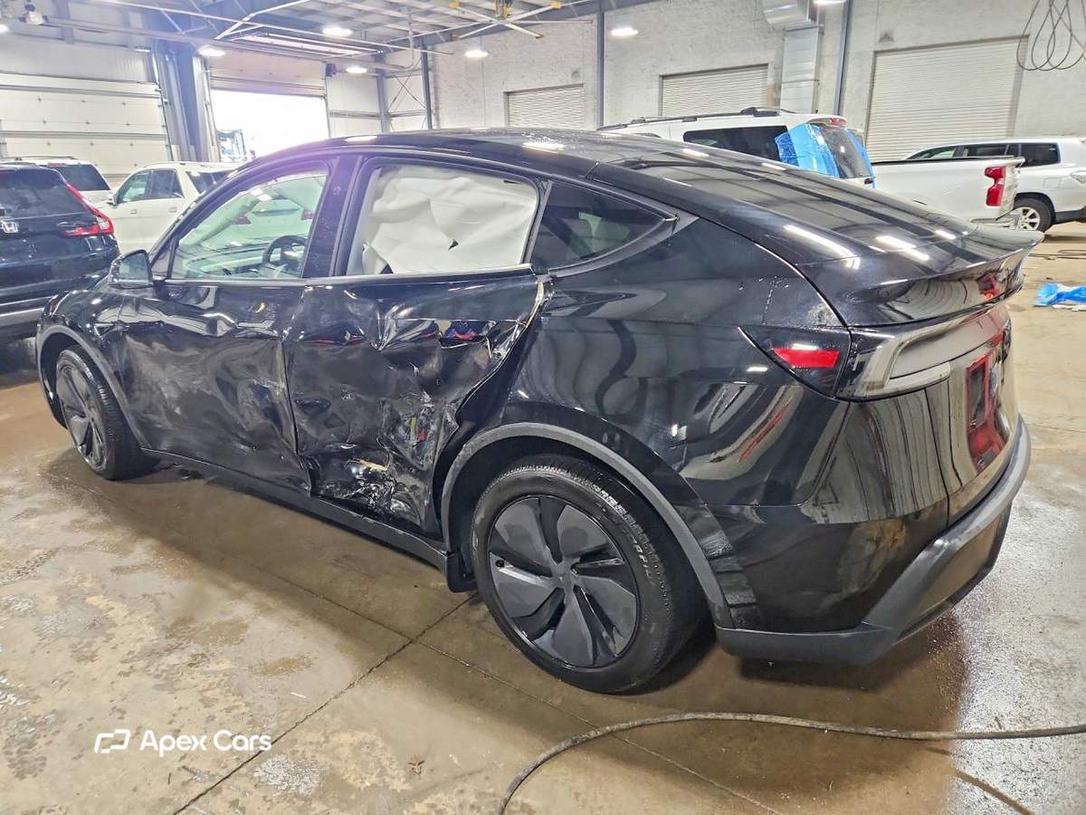 Tesla Model Y 2026