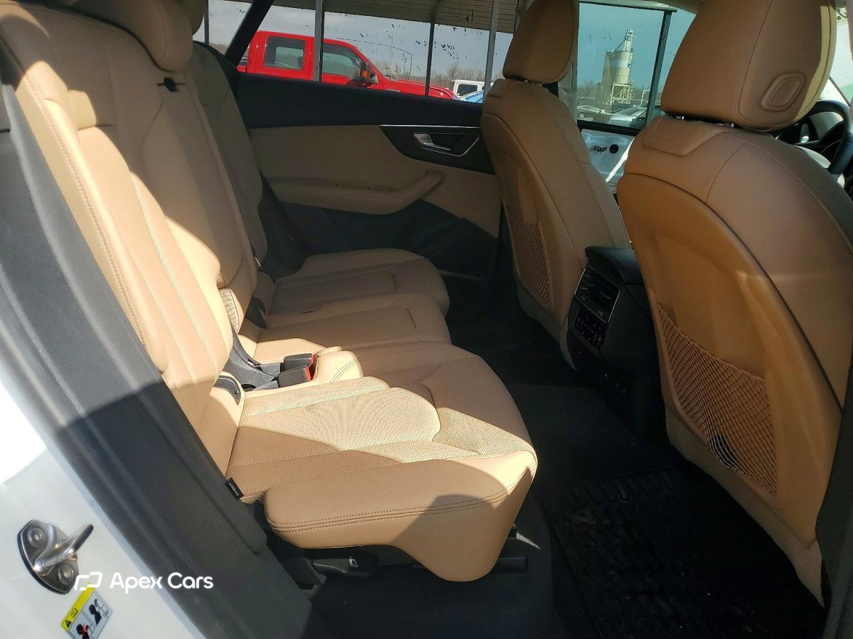 Audi Q8 2023