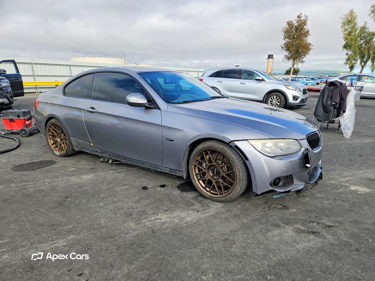 BMW Series 3 2011