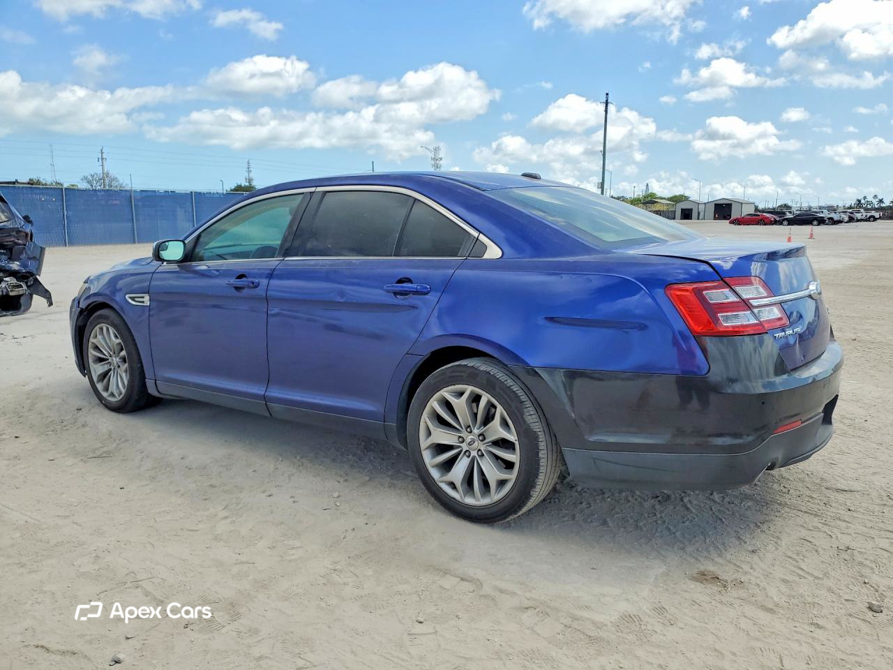 Ford Taurus 2013