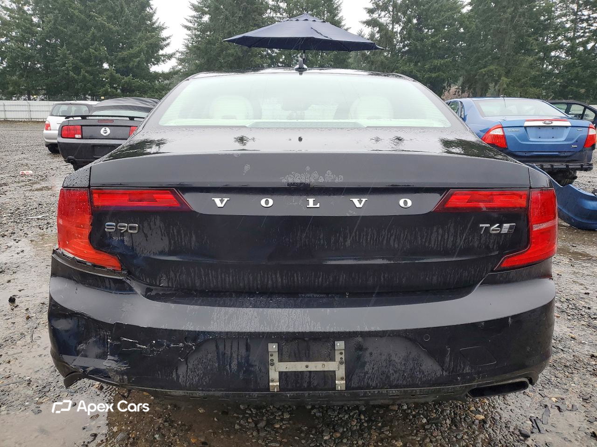 Volvo S90 2017